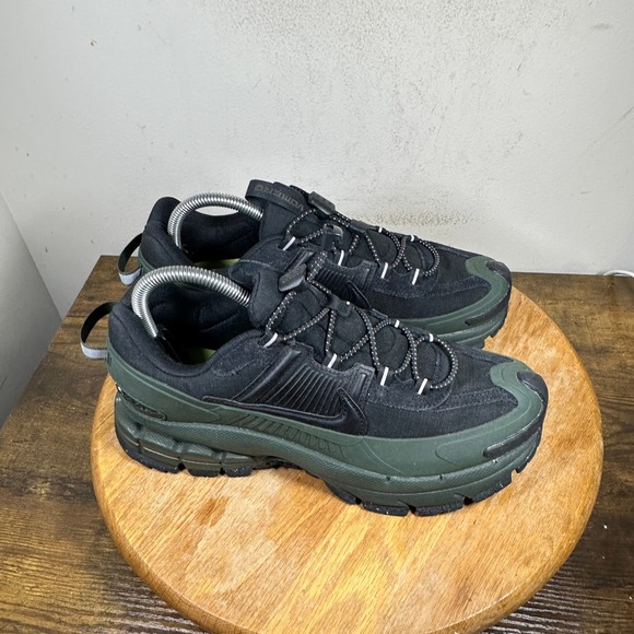 Nike Zoom Vomero 5 Roam Black Mens Running Shoes FV2295-300 Size 7.5